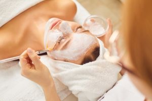 Chemical peel being applied to the face (c) UC Regents. All rights reserved.