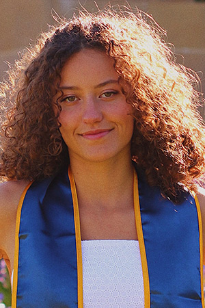 Anais Saunders