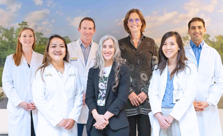 Dr. Zweinenberg with Dr. Sharma and Dr. Sadegh and APPs