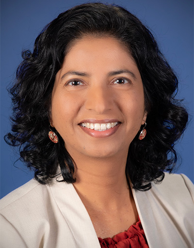 Ulfat Shaikh headshot