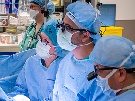 surgeons in OR