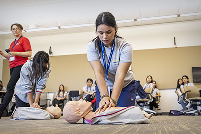 High school students participating in the Health Equity Academy offered by Office of Student and Resident Diversity at the School of Medicine