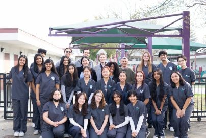 group of student volunteers at the RIVER clinic