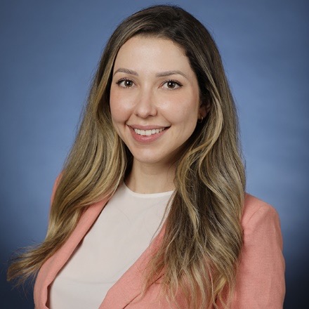 Marcela de Oliveira Carniello, MD