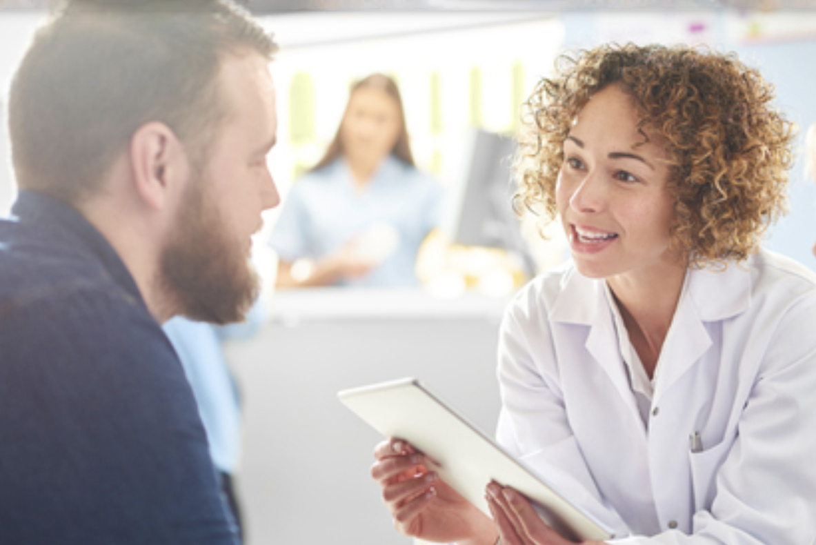 Pharmacist advises a client