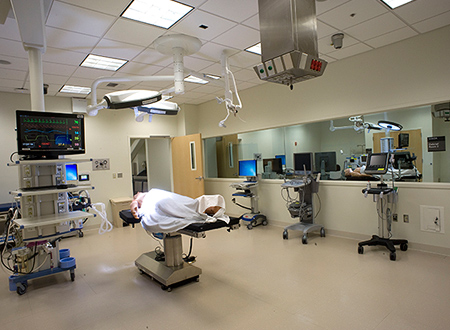 A simulation room with high-fidelity mannequins