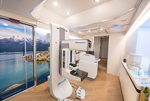 Inside the MobileMammo+ bus.