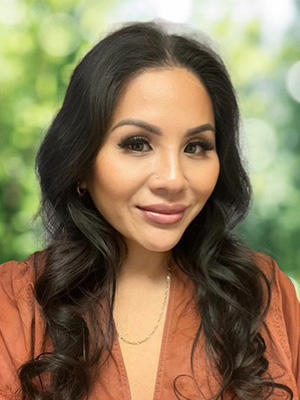 Jasmine Yumiaco-Marsh, BSN, MSN/MBA-c, CMSRN