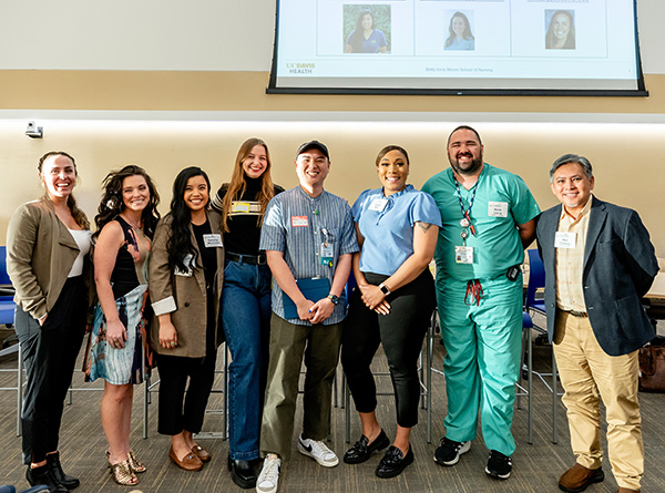 Alumni panel guides students for post-graduation options